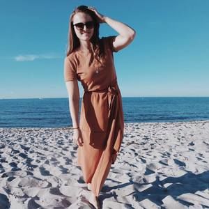 Meet your Posher, Alisa